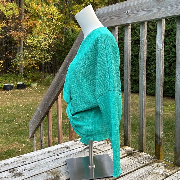 Garçonne⎪Knot Blouse - Picture 2 of 6